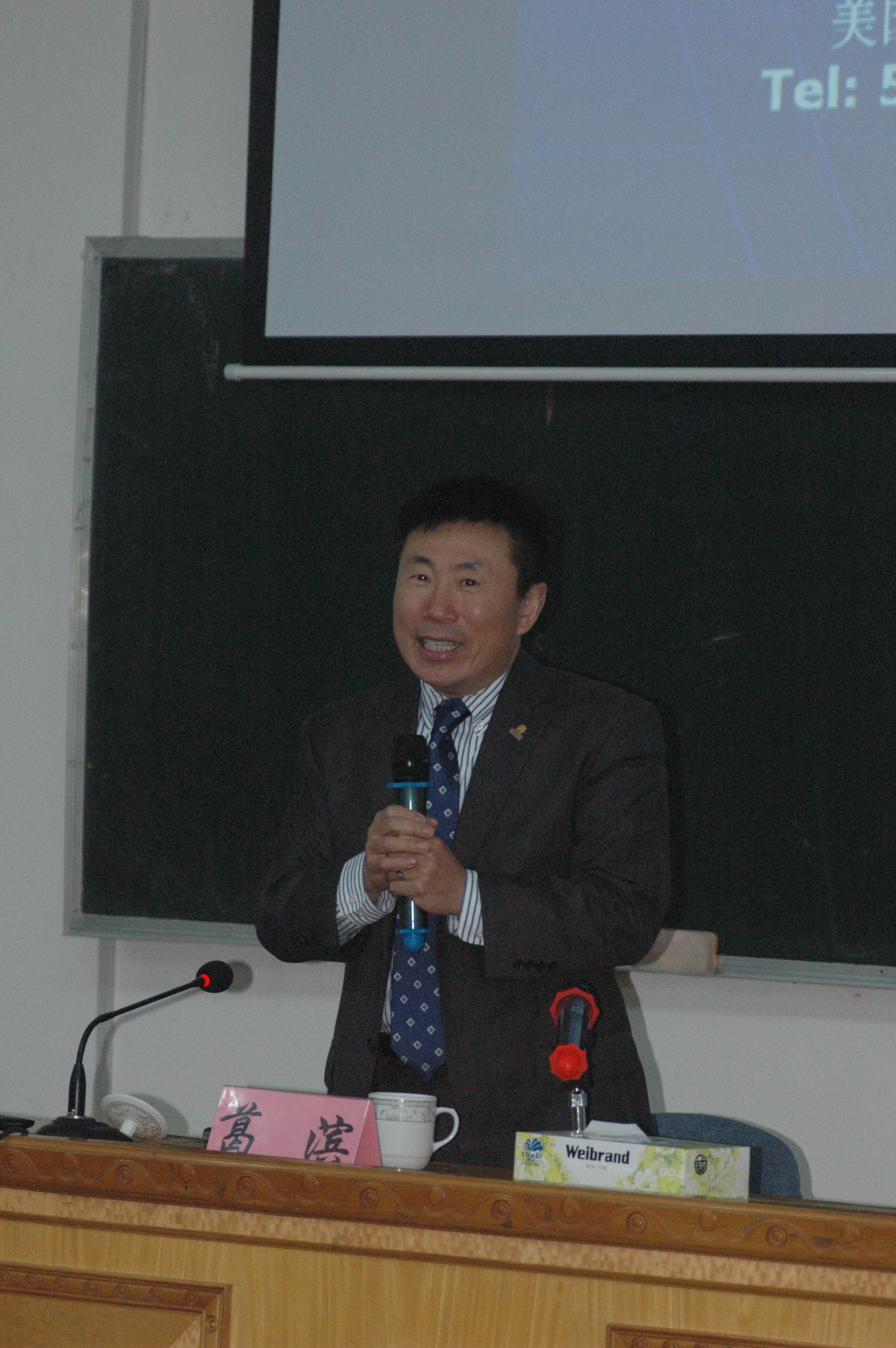 1511416900327022659.jpg 1367548557077.jpg