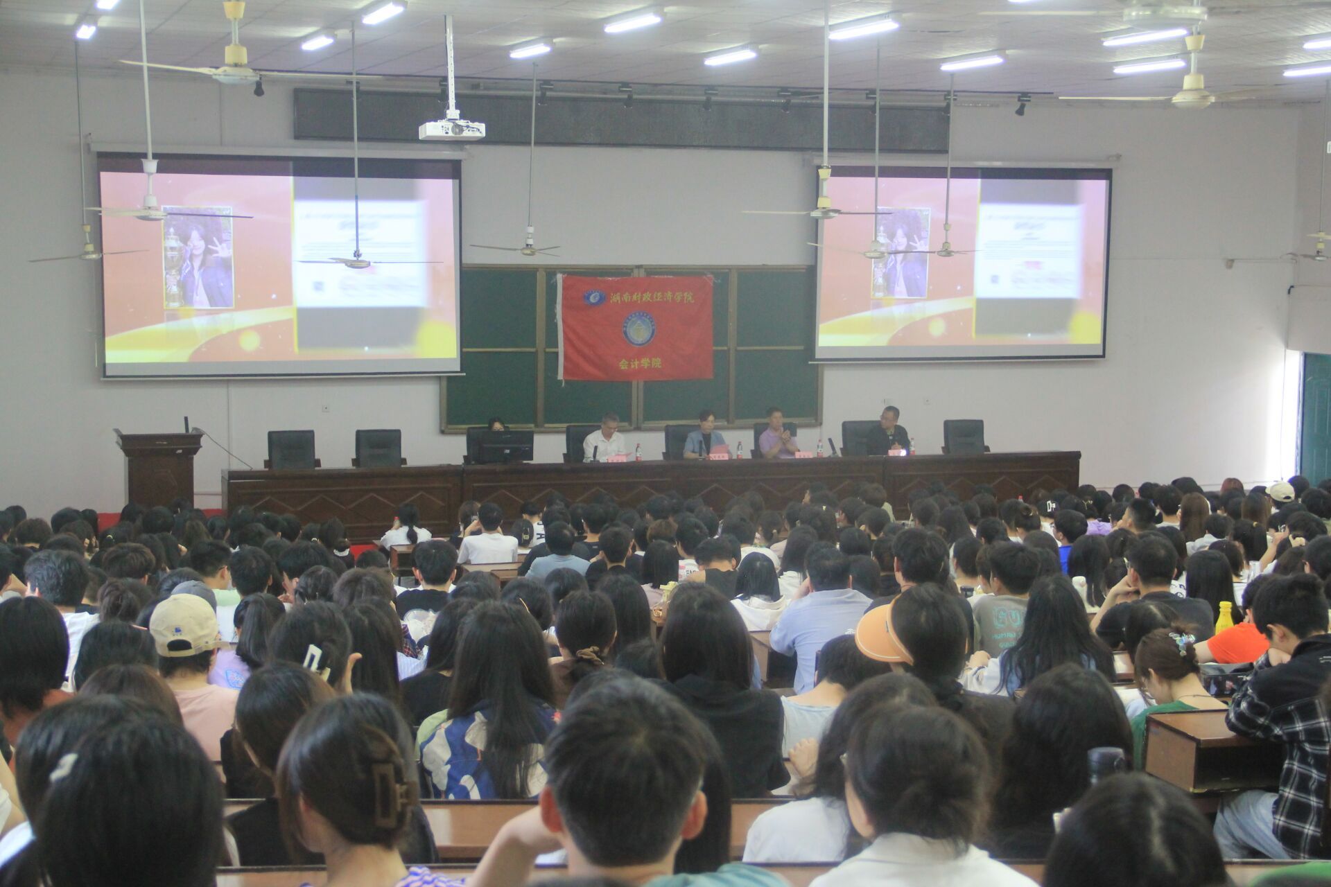 1682065243363043896.jpg 1682065243363043896.jpg