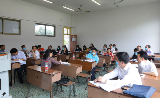 1590809838984033377.png 分团讨论1.png