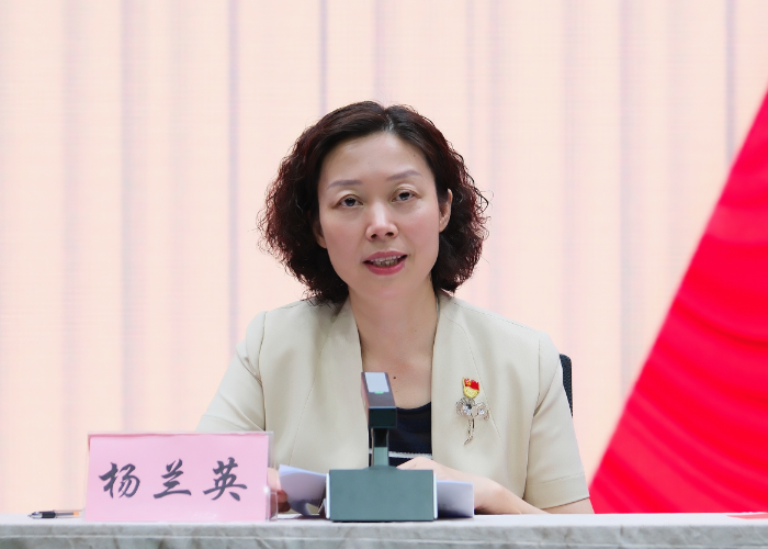 1688127509679001070.png 杨讲党课.png