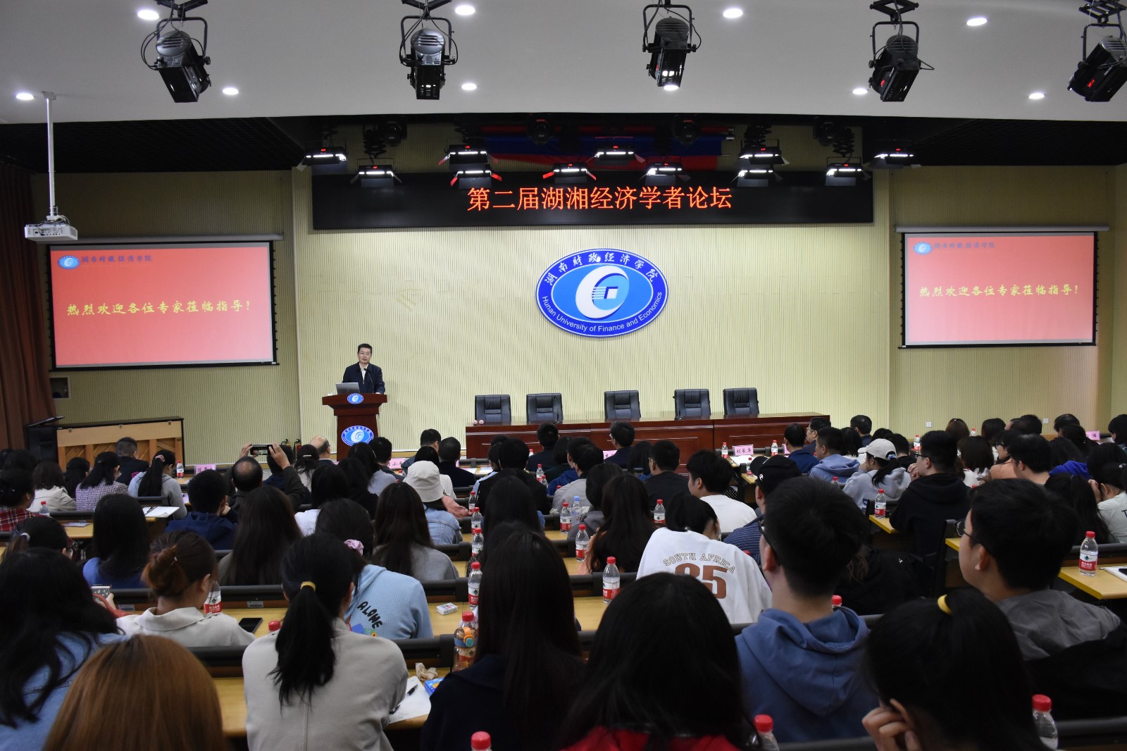 1604887612707065868.jpg 1604887612707065868.jpg