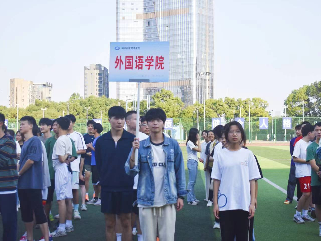 1698048766082008256.png 1.png