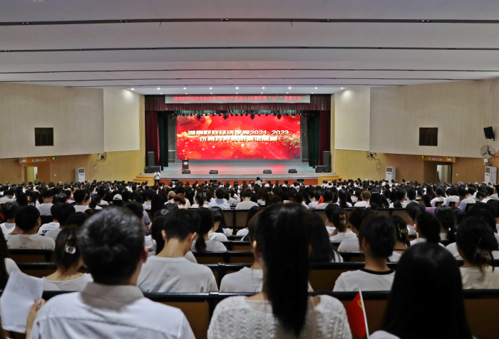 1688127570895054998.png 看视频.png