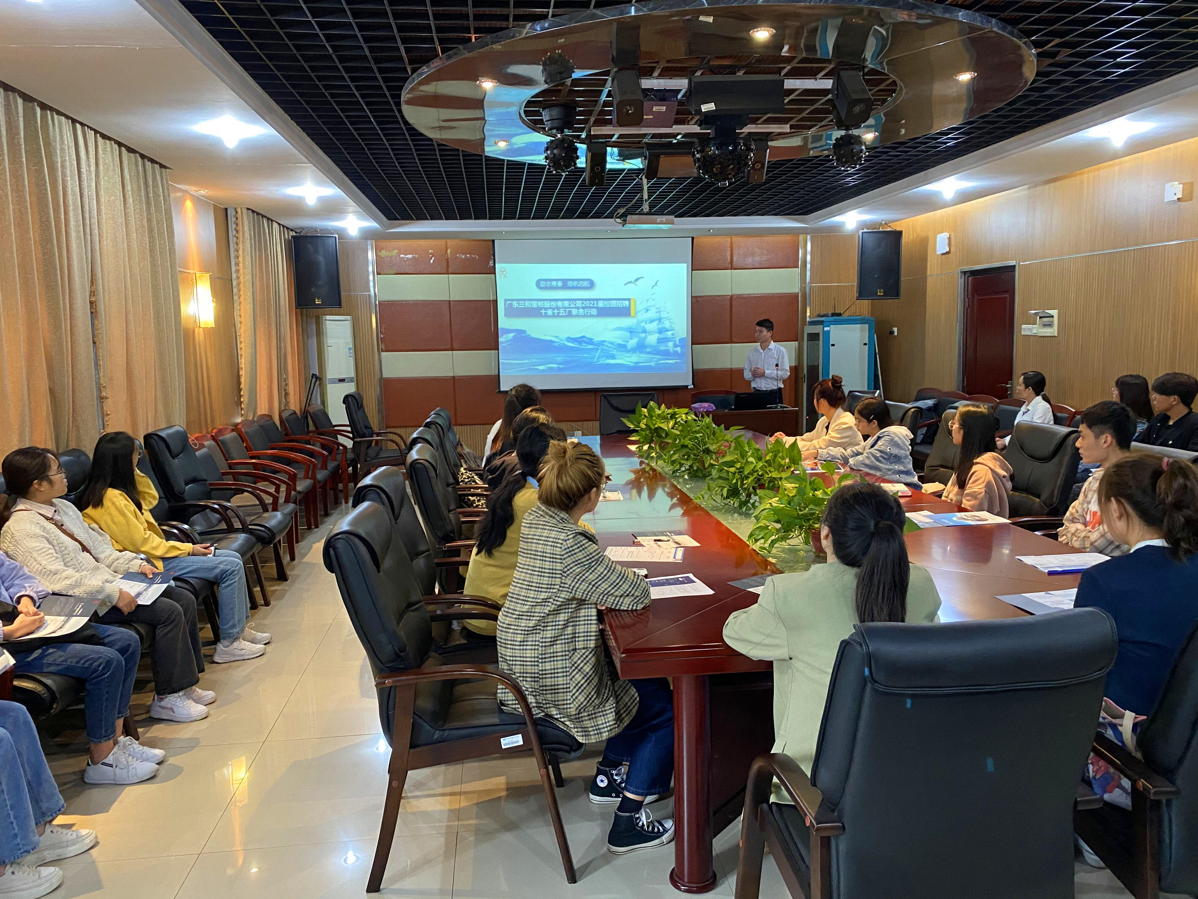 1601138967887029643.jpg 1601138967887029643.jpg