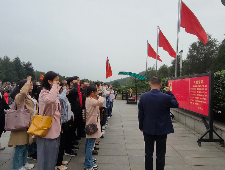 1699153488907076365.png 789.png