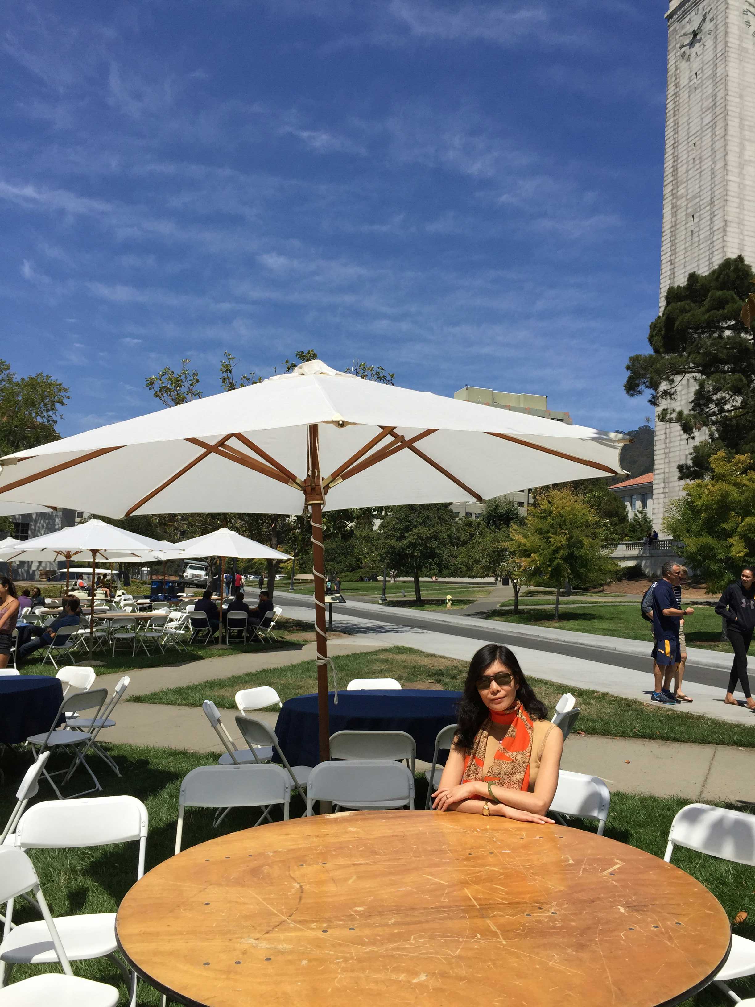 1505349635711092422.jpg 黄华绮.jpg