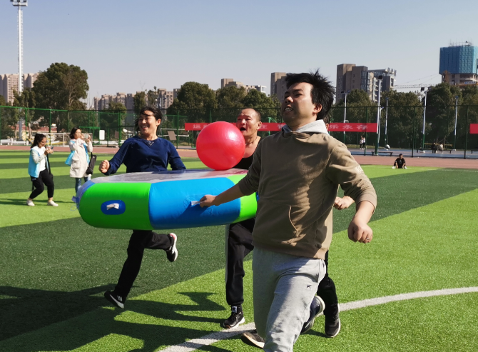 1574069674777021302.png 众心捧月.png