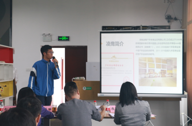 1600743716893066192.png 111.png