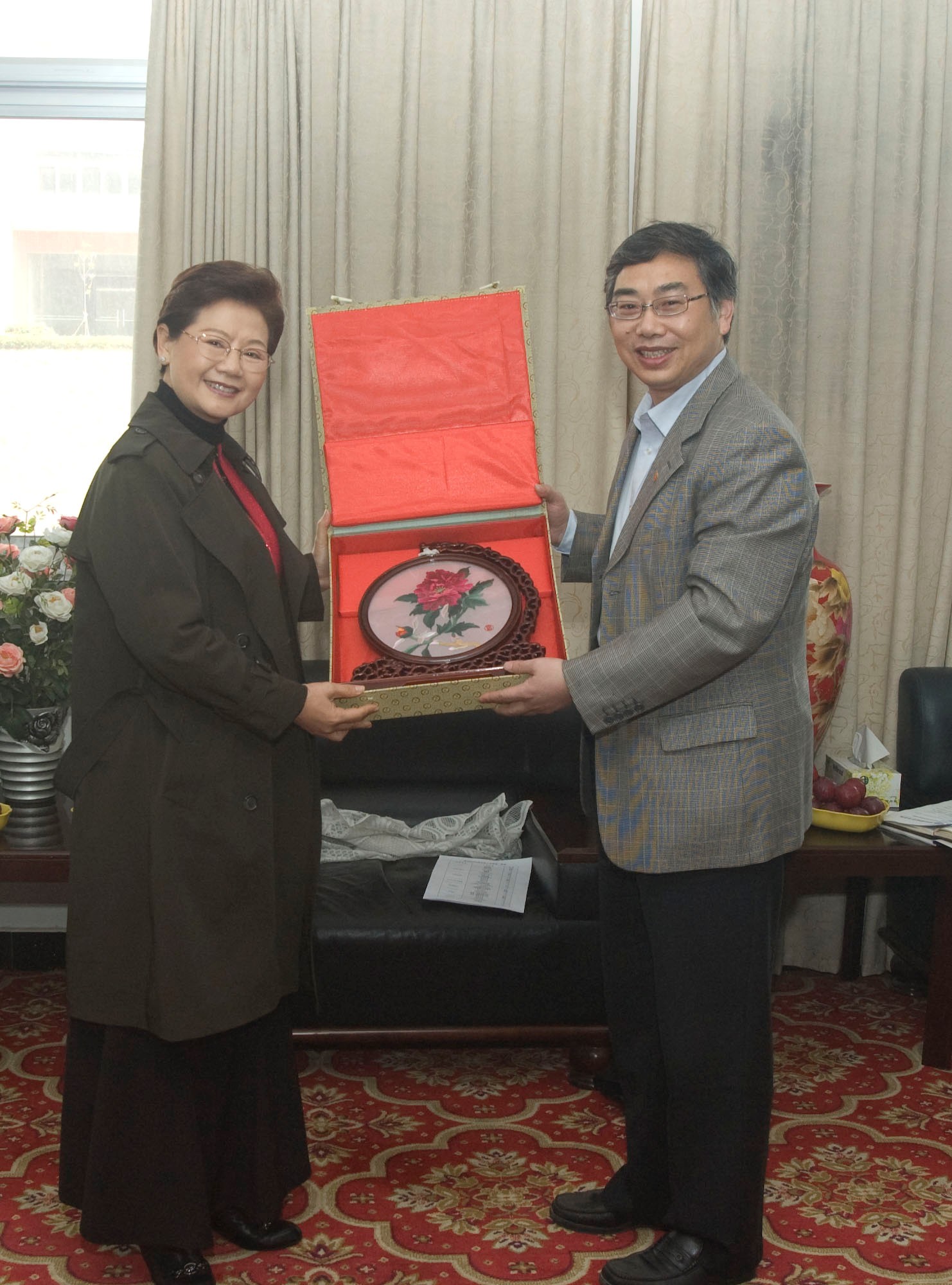 1511417170941049571.jpg 1367548696062.jpg