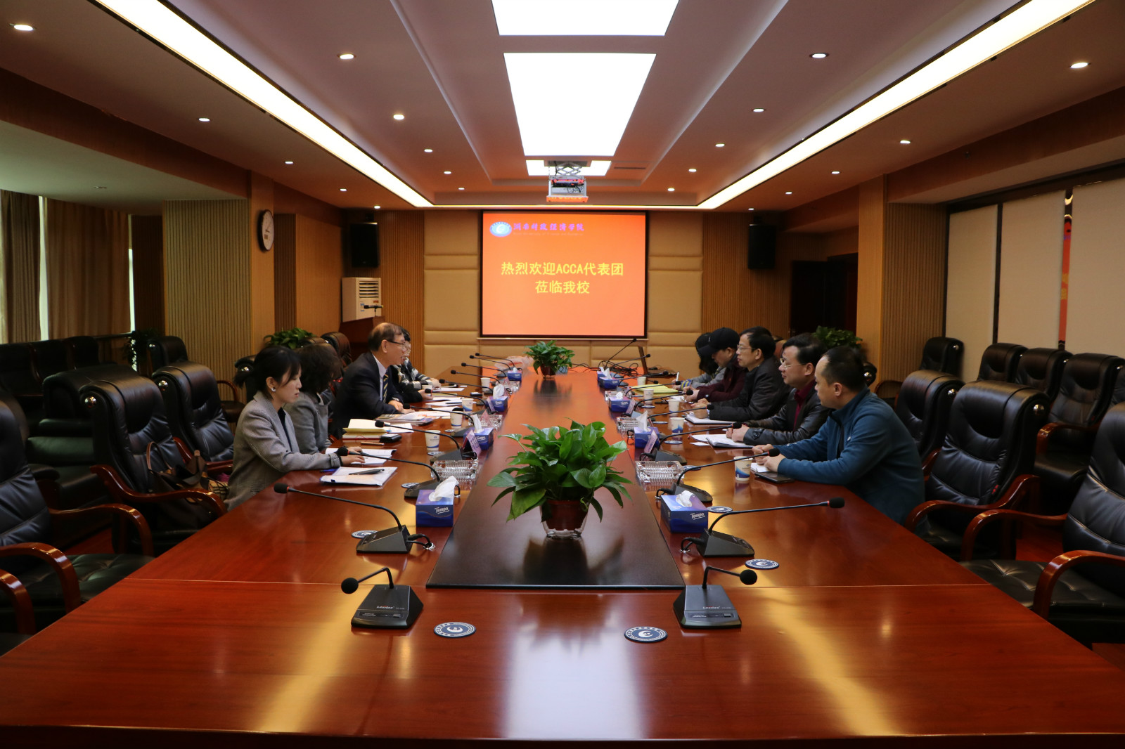 ACCA全球会长李志明一行来访beat365官网