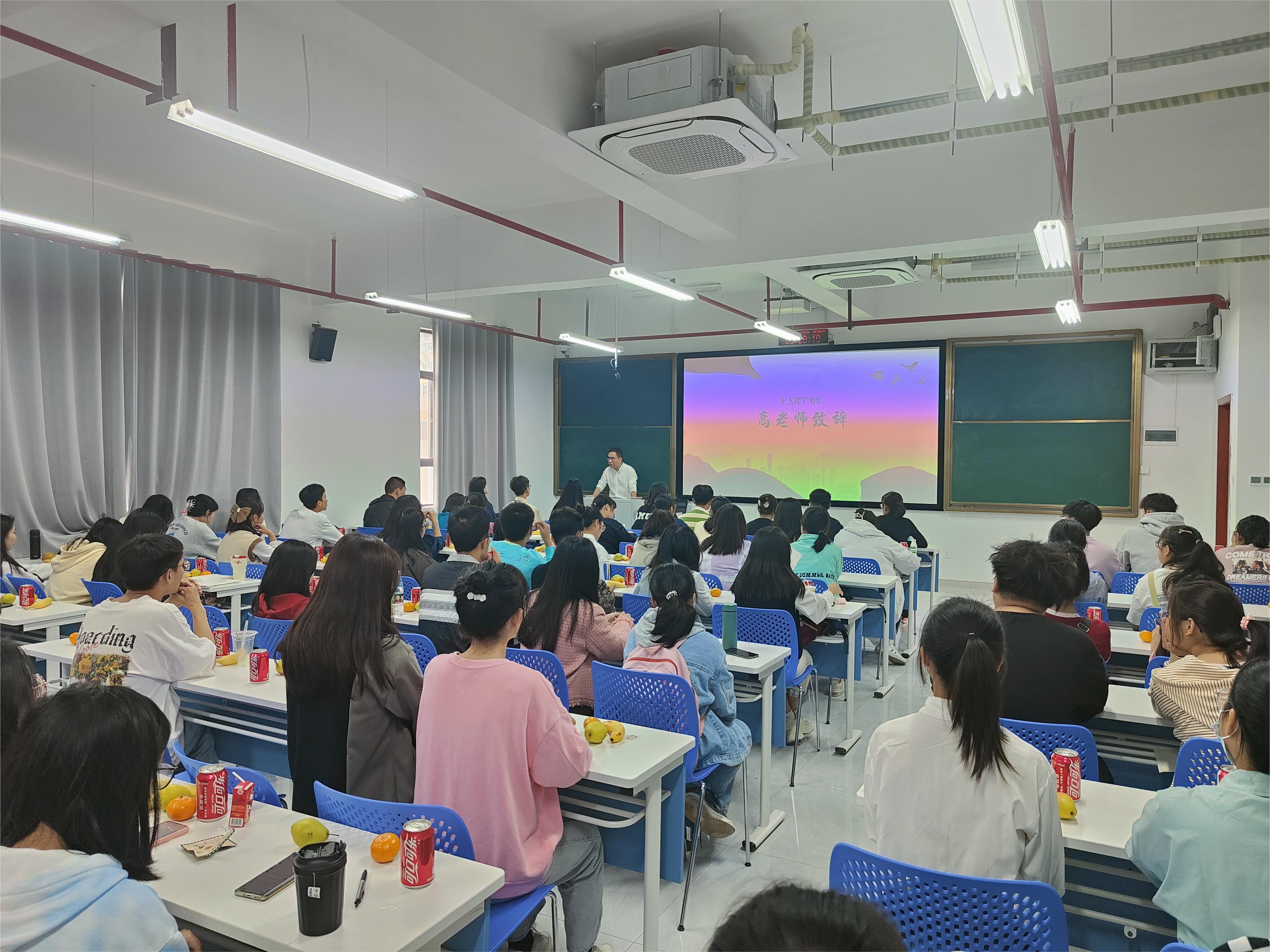 1666952010169071567.jpg 1666952010169071567.jpg