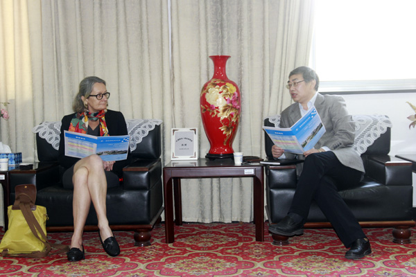 1511343971084039720.jpg 1416890543582.jpg