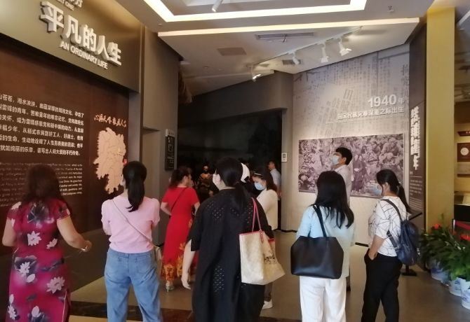 1593396440109094400.png 人人.png