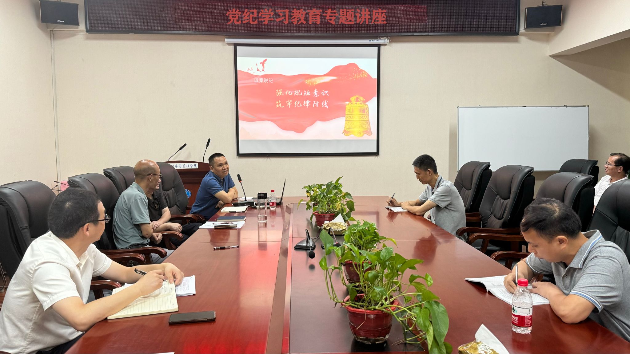 961a175ecb1d66d5a28b9bca1111593