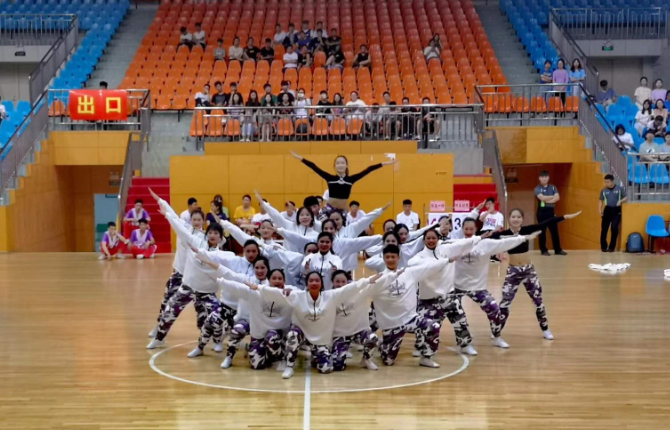 1559187598962036234.png 篮球三.png