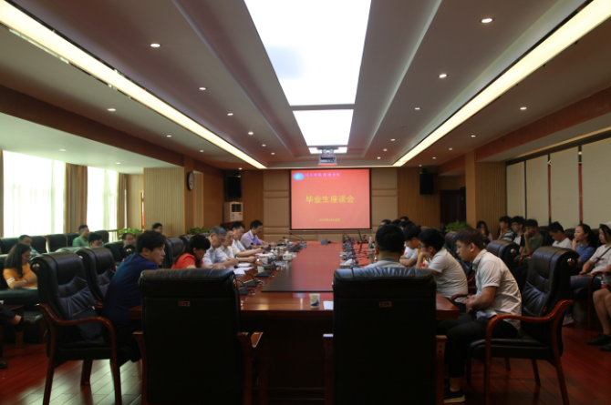 1561002286201060889.png 11.png