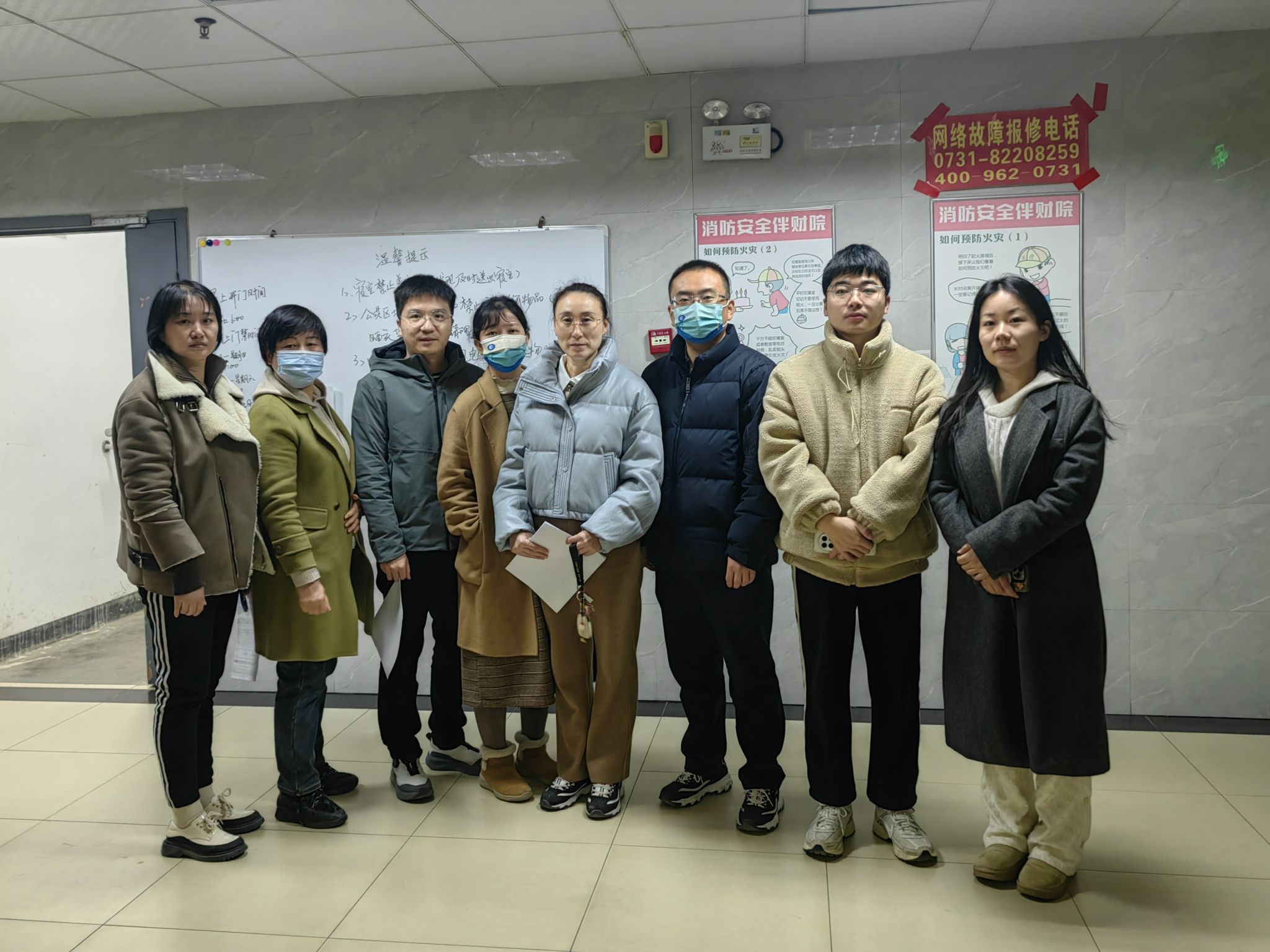 走访学生宿舍，情暖寒假校园