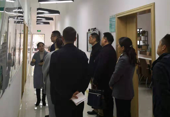 1552298565054014624.png 11112.png