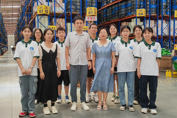 “三下乡”专栏 | “菜园”掘金队助力盐津铺子电商物流“加速跑”