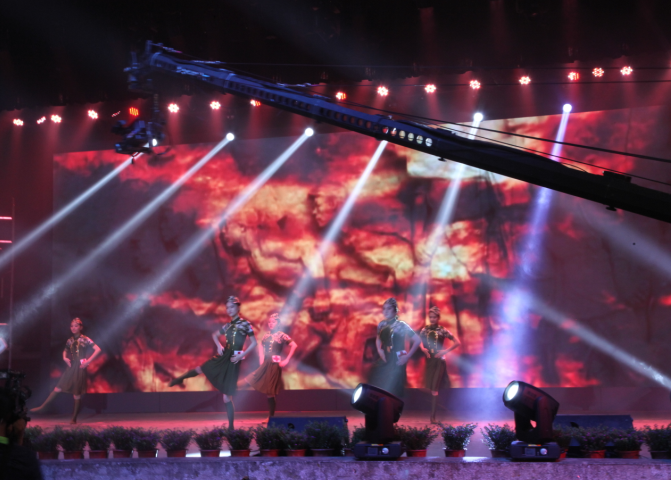 1497596888901060313.png 奔赴.png