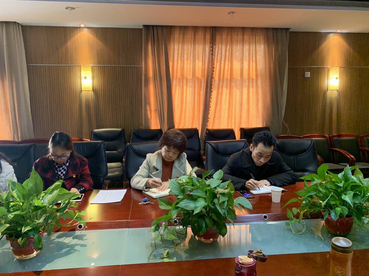 1575949439096080846.jpg 1575949439096080846.jpg