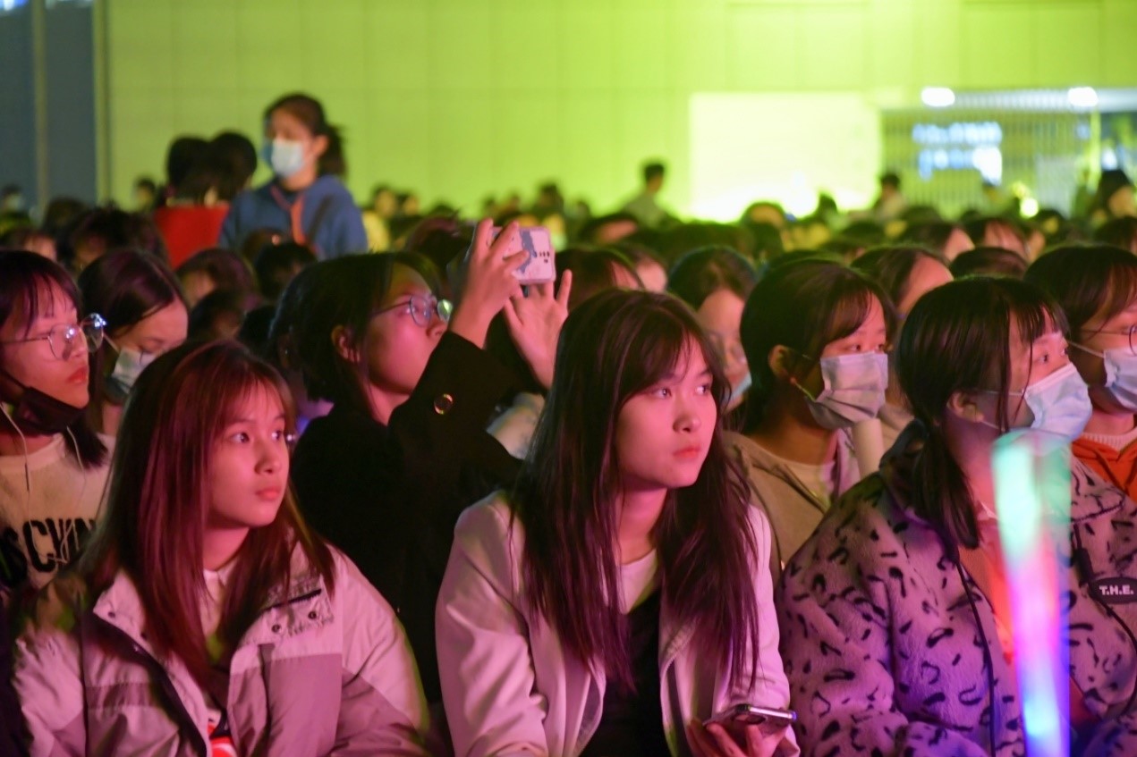 1636448569162056127.jpg 1636448569162056127.jpg