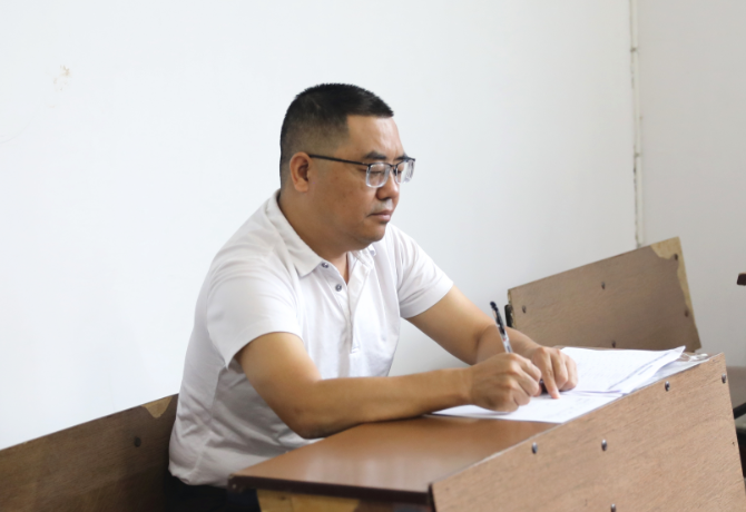 1600077051679092204.png 王焕清.png