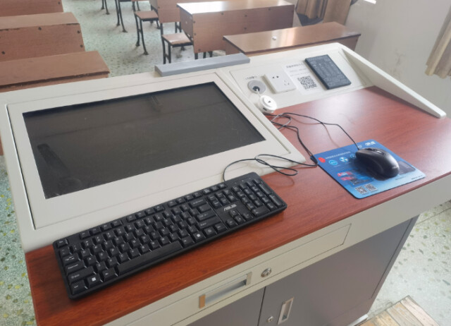 以学生为中心,竭力改善教学条件——beat365中文在线官网多媒体教室完成整体更新迭代