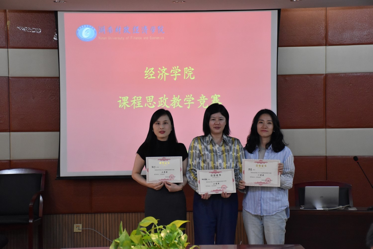 1682049316401089684.jpg 1682049316401089684.jpg