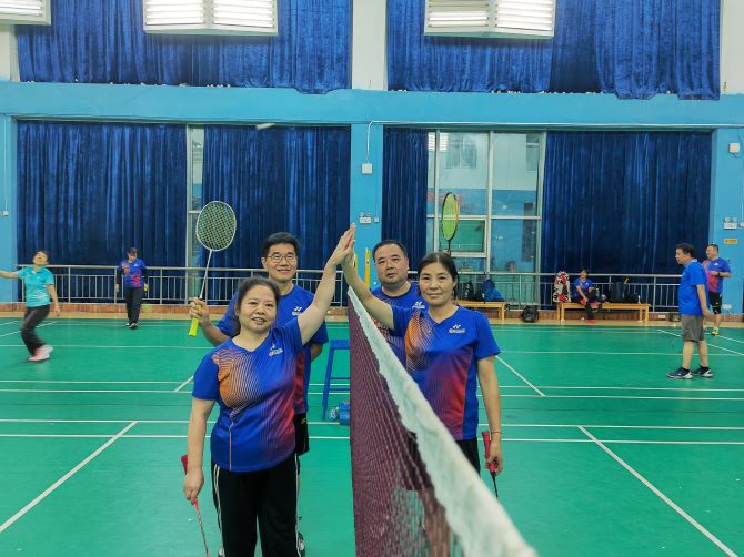 1667177655243016696.jpg 赛后握手2_proc.jpg