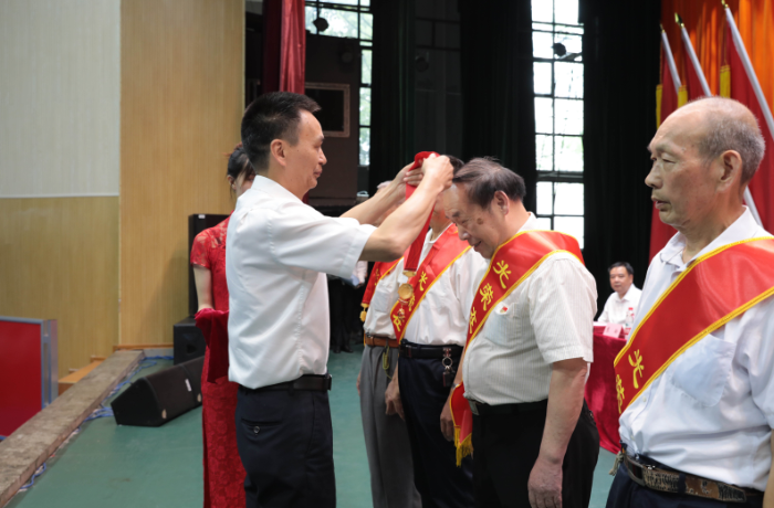 1625197087003061265.png 颁奖3.png